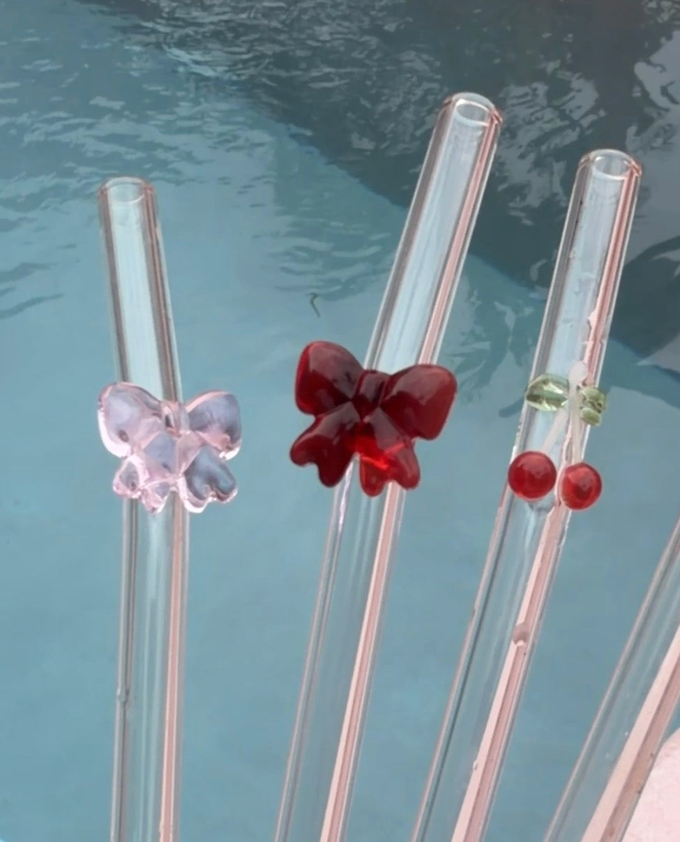 Red Bow Glass Straw