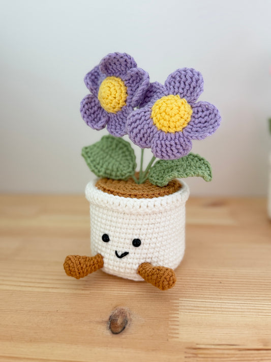Smiley Purple Daisy Pot Amigurumi