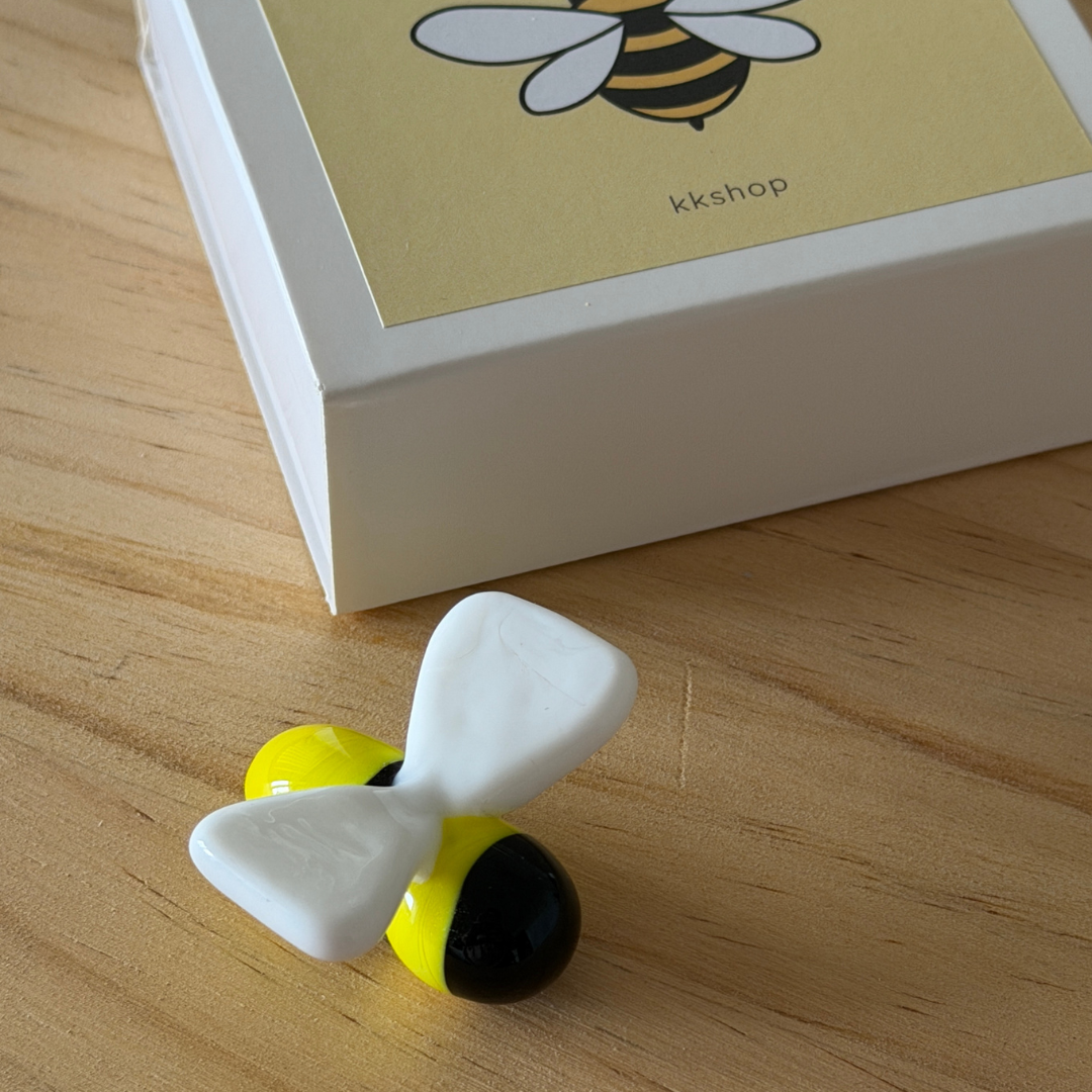 Bee Tiny Trinket – Bee Happy