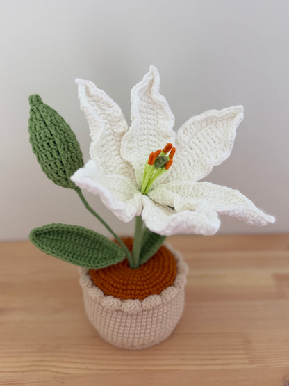 Oriental Lily Amigurumi